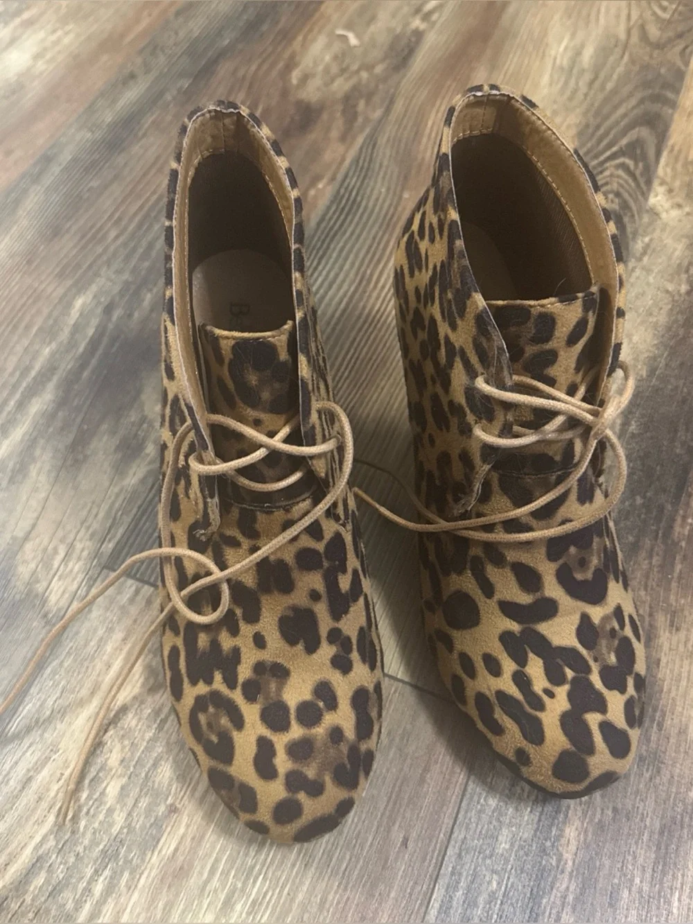 Bella Marie Womens Sally-5 Leopard Suede Wedge Heel Ankle Booties Boots Size 10